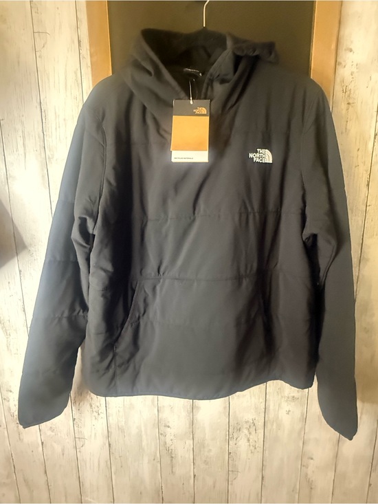 The North Face Jackets & Blazers - NWT The North Face black puffer hooded mountain sweatshirt jacket pockets XL